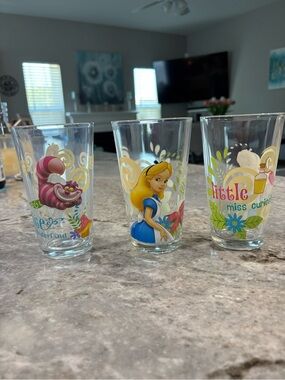 Disney Alice in Wonderland Character Drinking Glasses - Set of 3 glasses